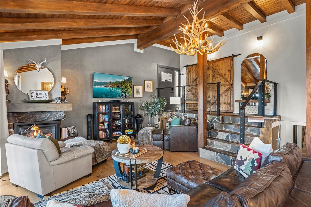 400 Fairview Boulevard 16 Property Photo 8