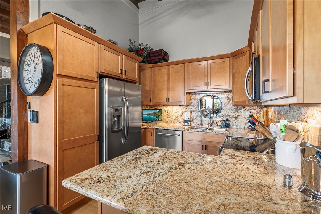 400 Fairview Boulevard 16 Property Photo 12