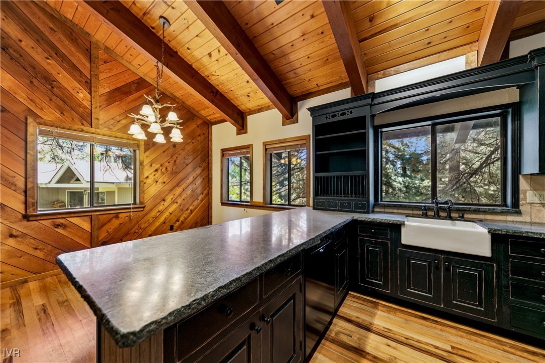 844 Lichen Court Property Photo 7