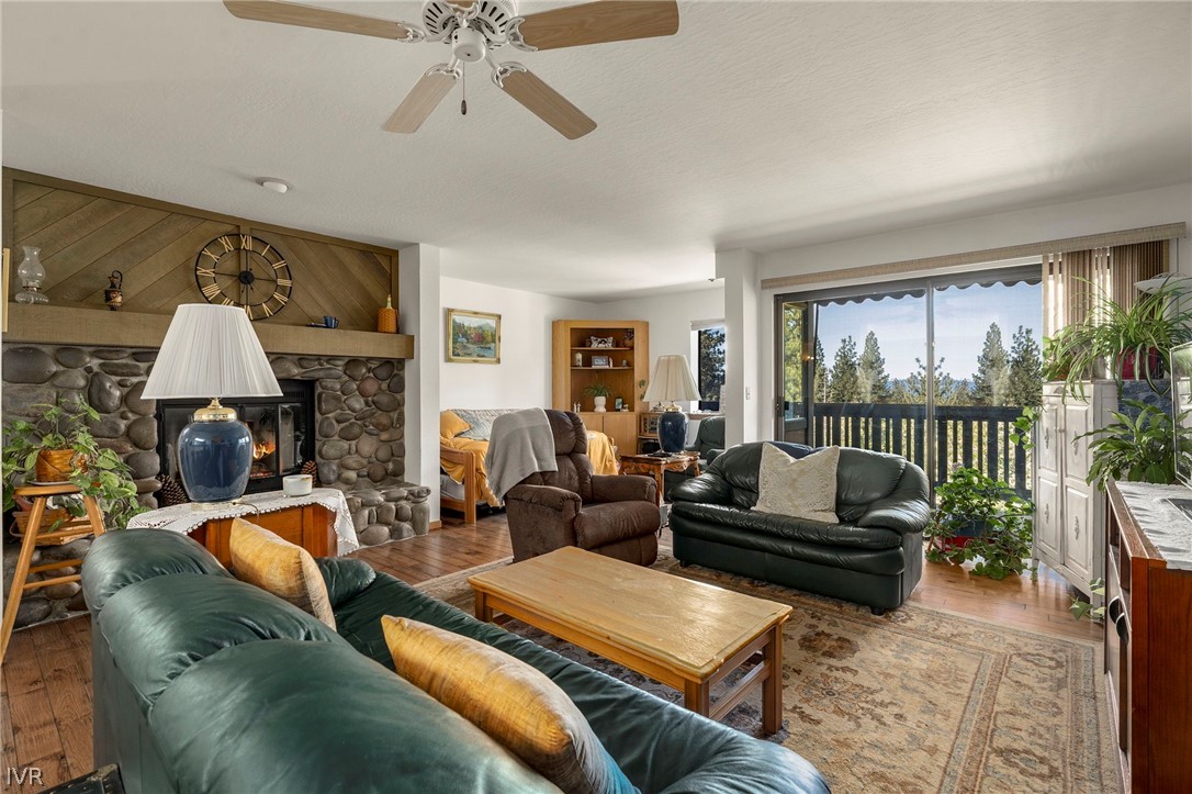 335 Ski Way 337 Property Photo 13