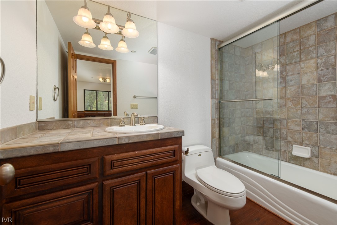 400 Fairview Boulevard 162 Property Photo 29