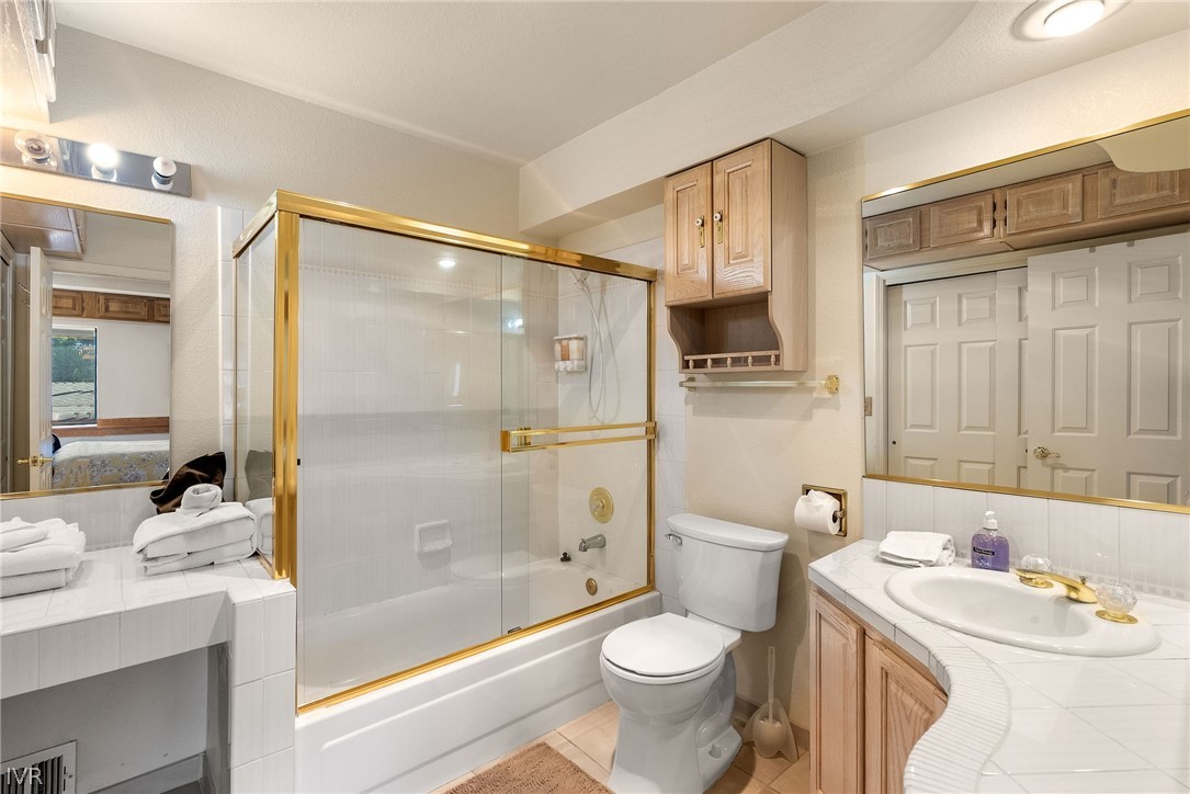 400 Fairview Boulevard 80 Property Photo 16
