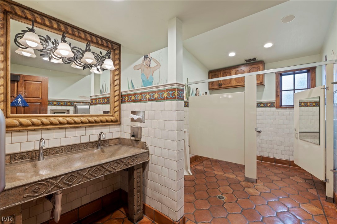 8791 N. Lake Boulevard Property Photo 36