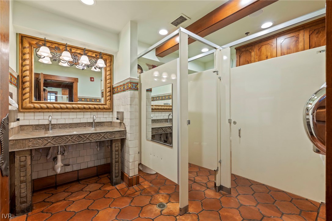 8791 N. Lake Boulevard Property Photo 37