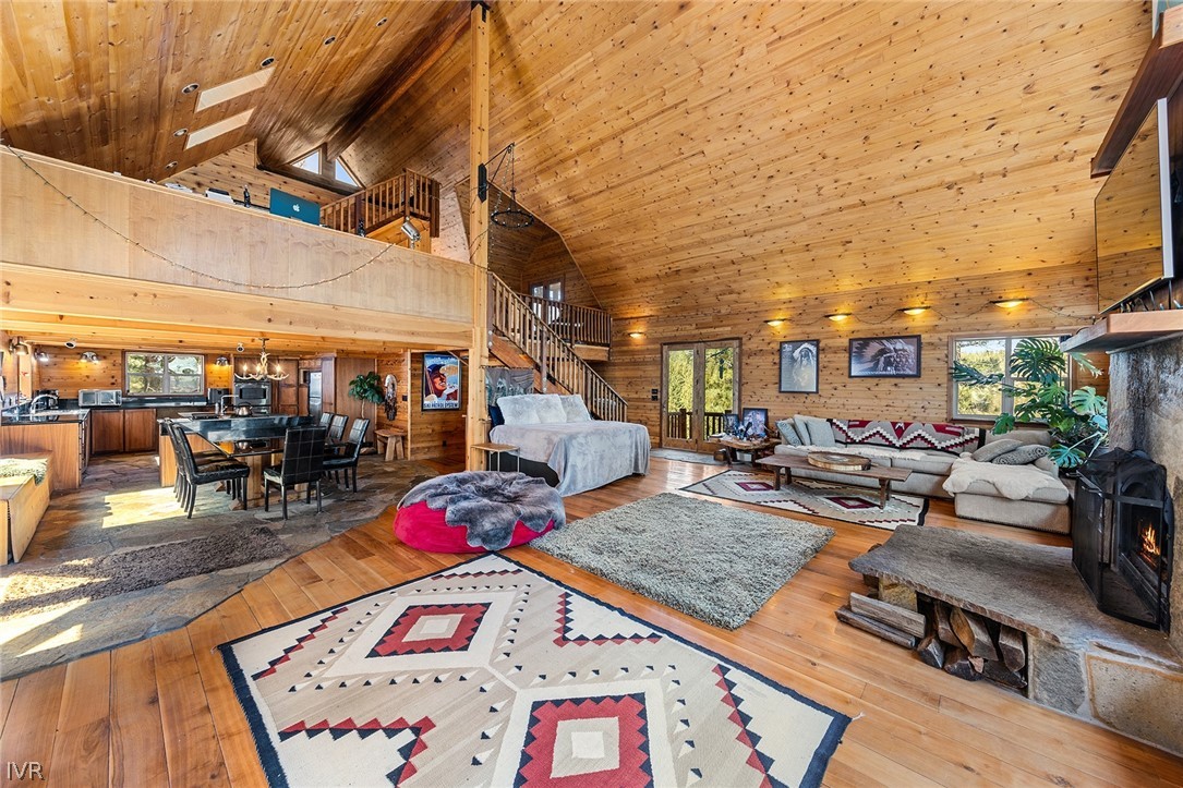 20102 Hibbet Trail Property Photo 4
