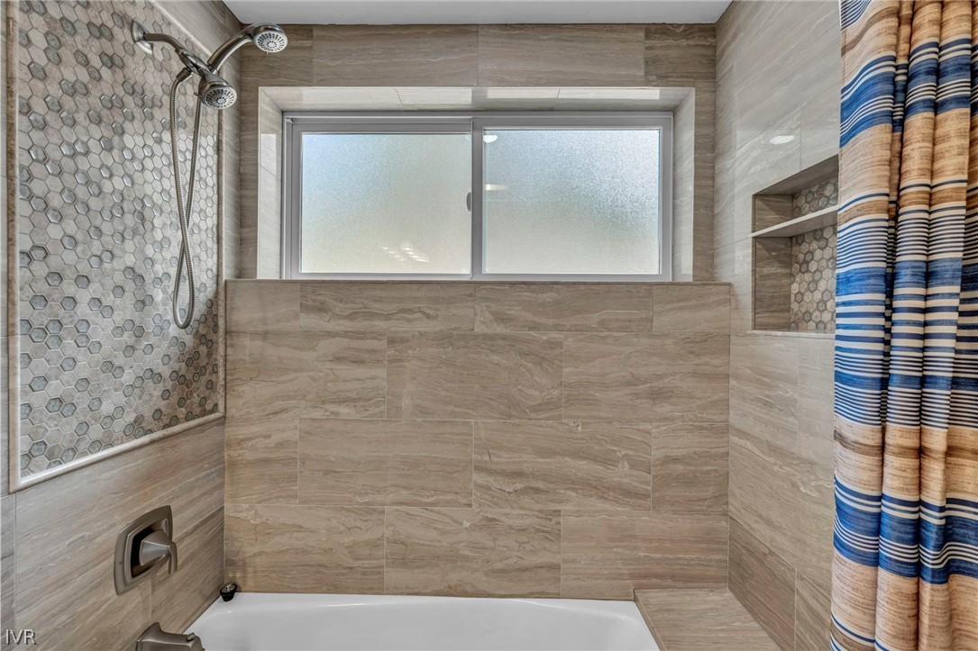 914 Jennifer Property Photo 38