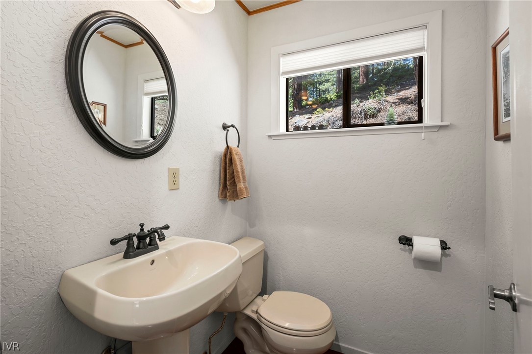 594 Tyner Way Way Property Photo 23