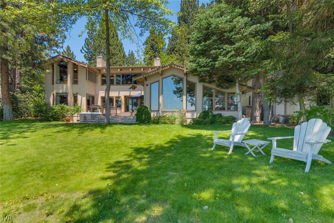 1011 Lakeshore Blvd Property Photo 6