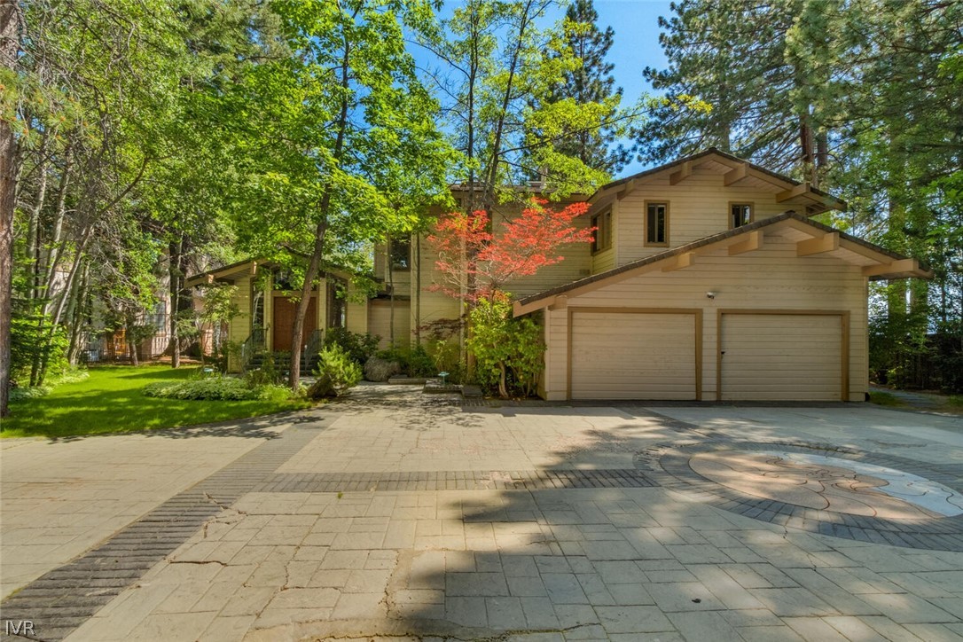 1011 Lakeshore Blvd Property Photo 37
