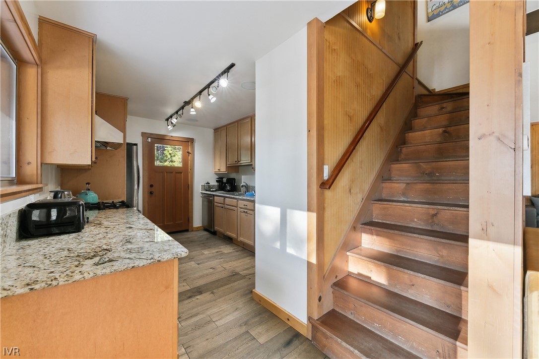 628 Martis Peak Road Property Photo 10