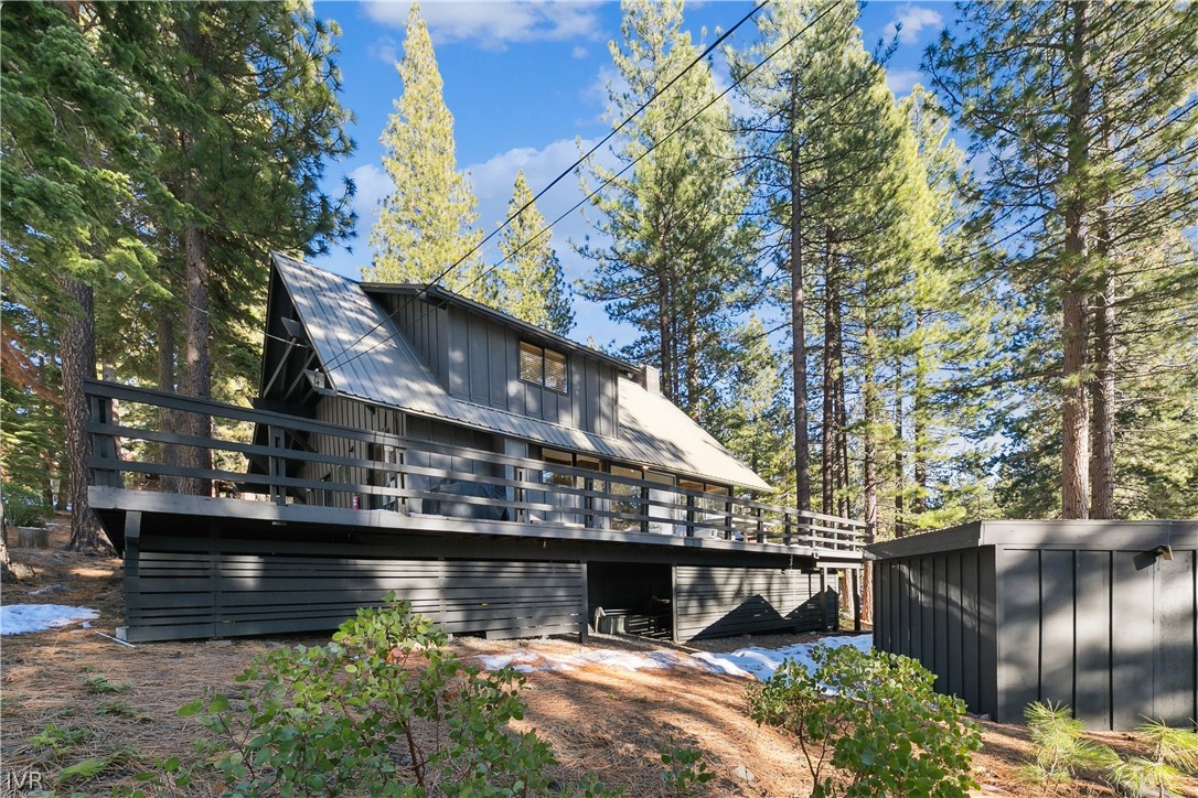 628 Martis Peak Road Property Photo 31