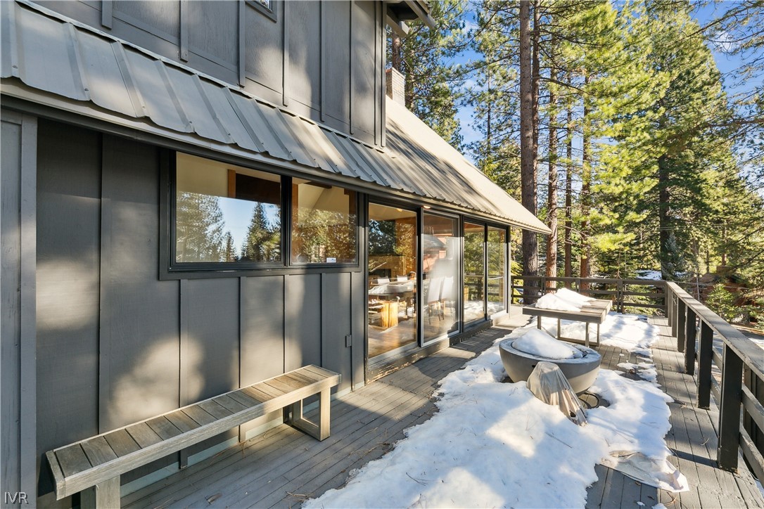 628 Martis Peak Road Property Photo 33