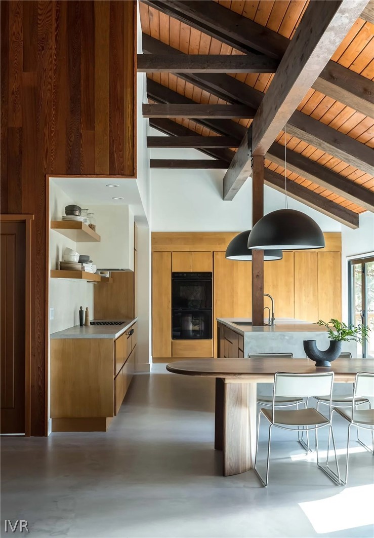 554 Lantern Court Property Photo 10
