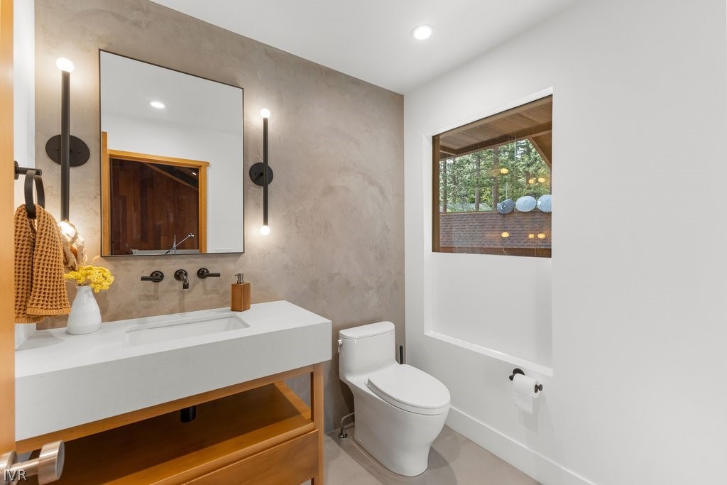 554 Lantern Court Property Photo 30