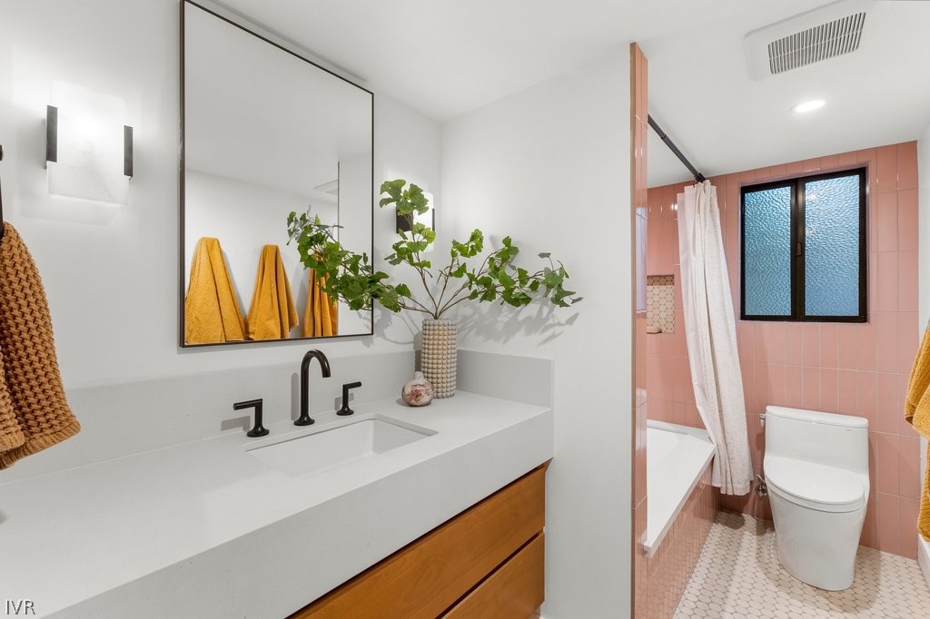 554 Lantern Court Property Photo 48