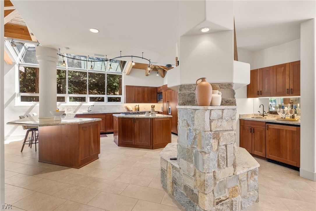 250 Estates Drive Property Photo 18