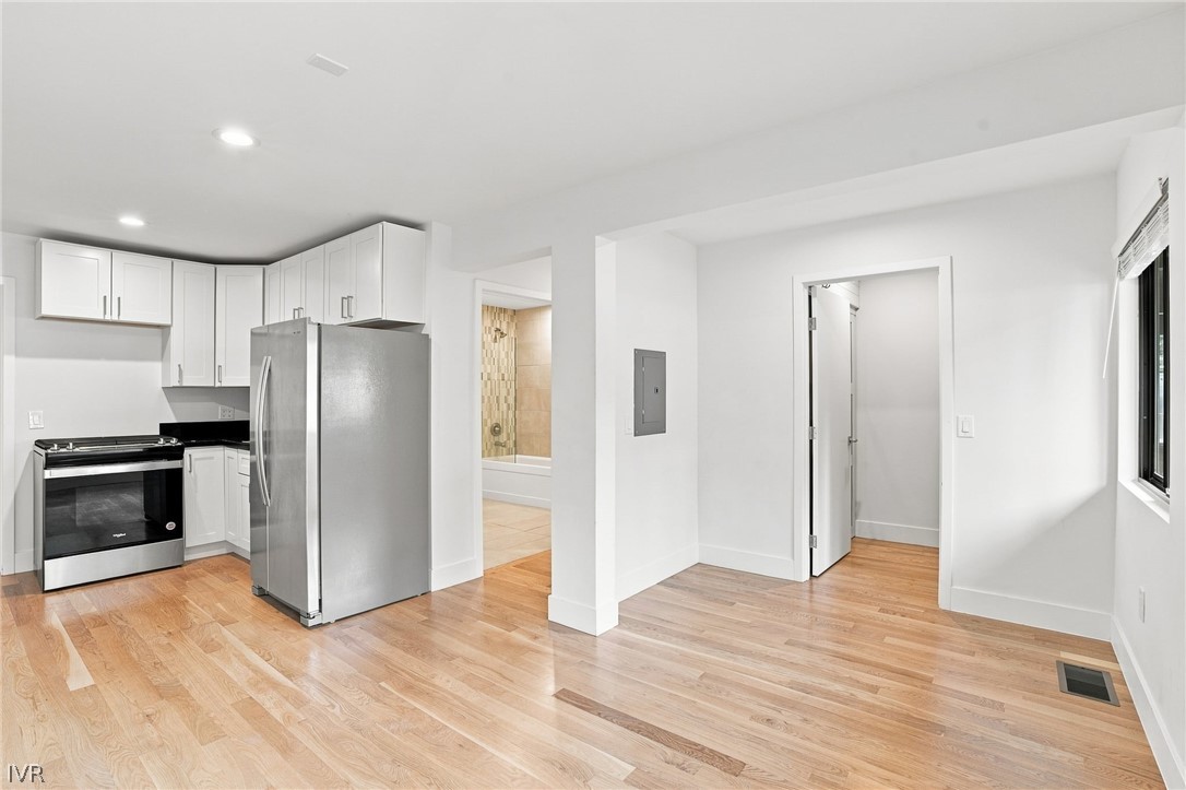 807 Tahoe Boulevard - #3 Property Photo 9