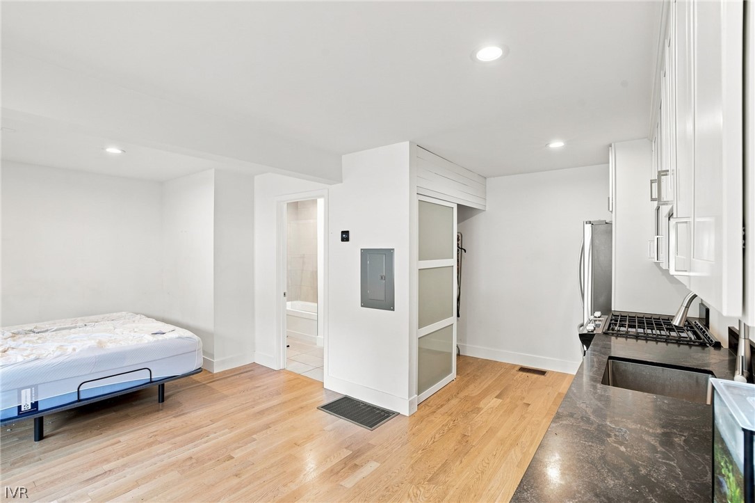 807 Tahoe Boulevard - #4 Property Photo 6