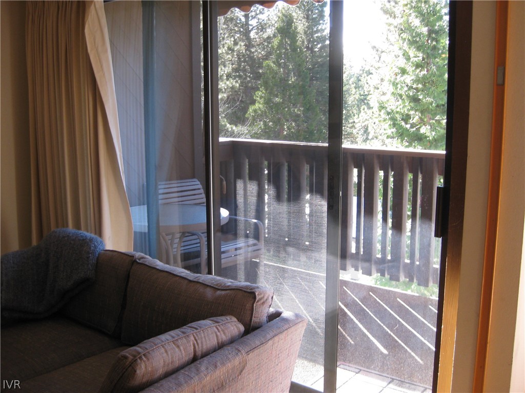 335 Ski Way 314 Property Photo 14