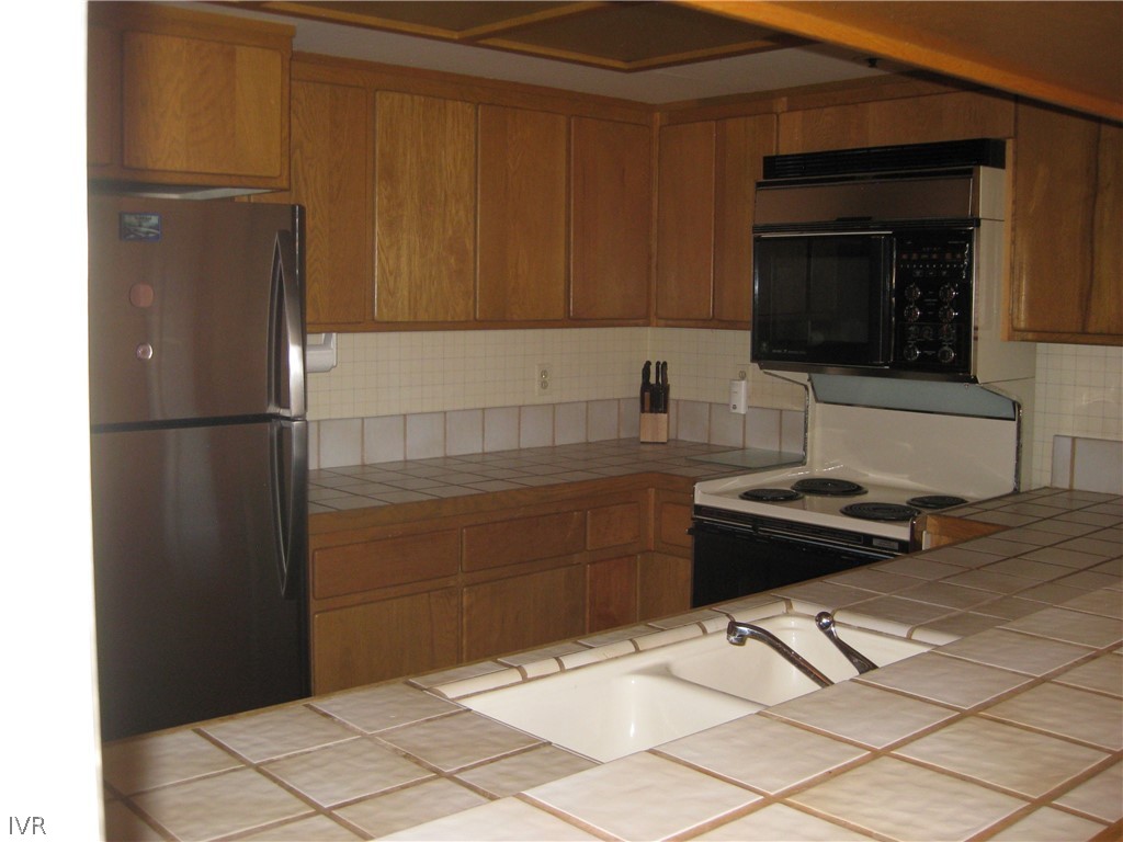 335 Ski Way 314 Property Photo 15