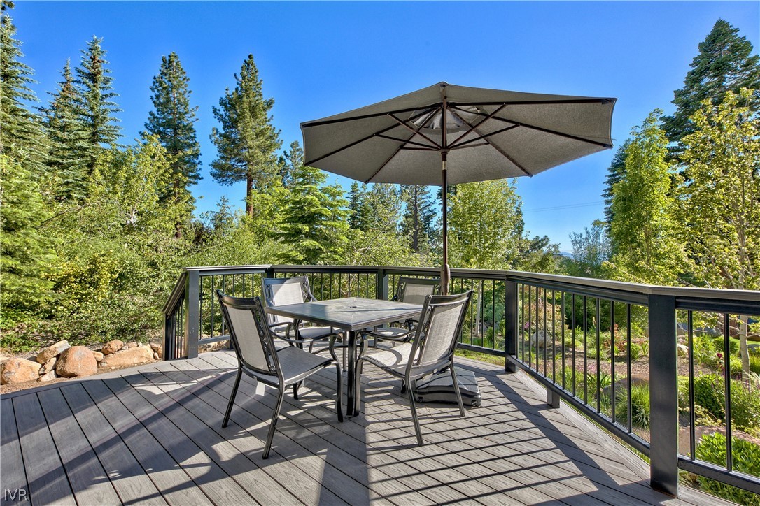 714 Champagne Road Property Photo 14