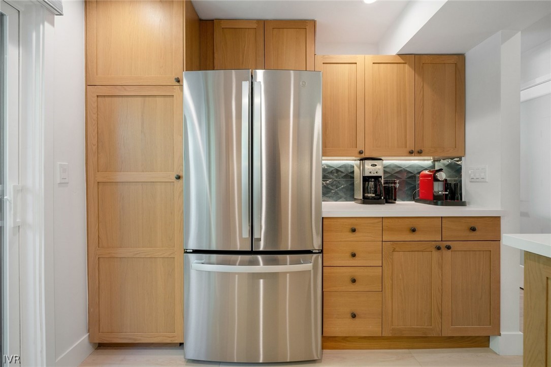 998 Driver Way 2 Property Photo 6