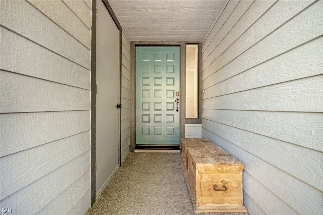 998 Driver Way 2 Property Photo 33
