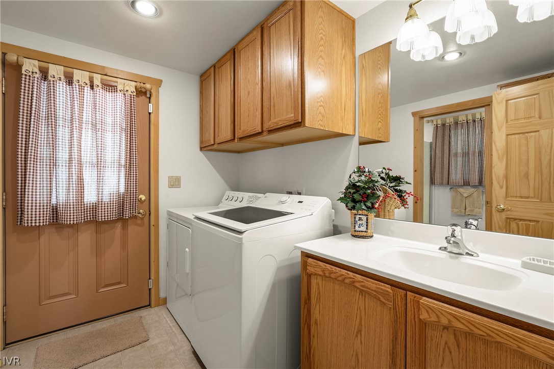 719 Tyner Way Property Photo 39