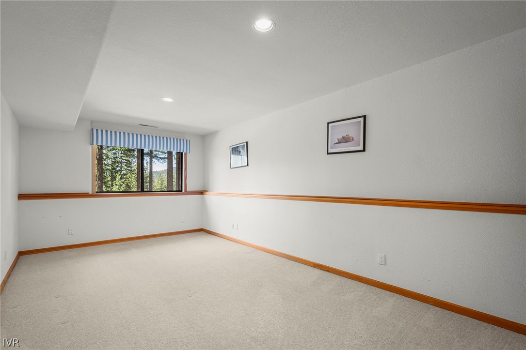 637 Lariat Circle #4 Property Photo 13