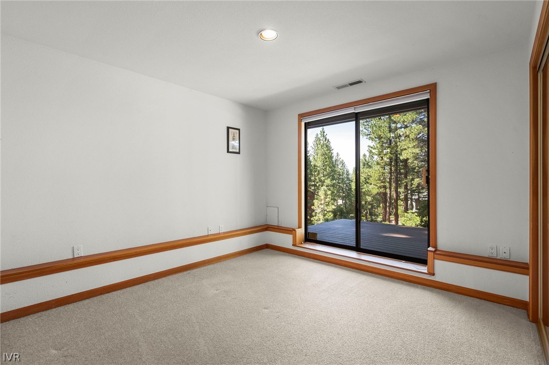637 Lariat Circle #4 Property Photo 14