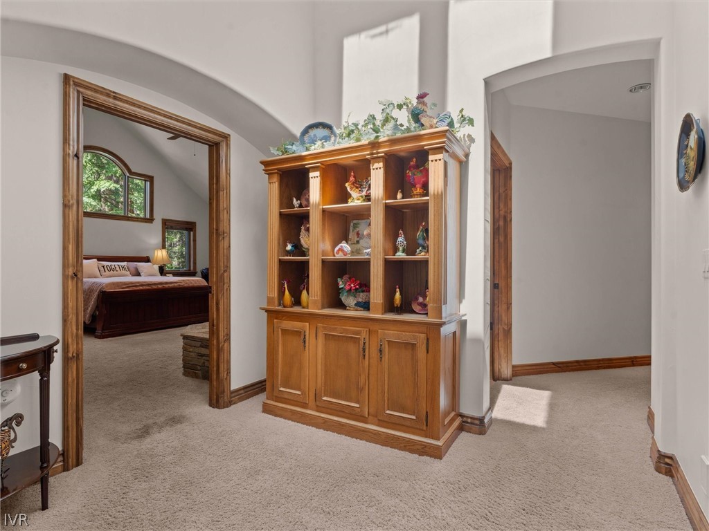255 Glen Way Property Photo 20