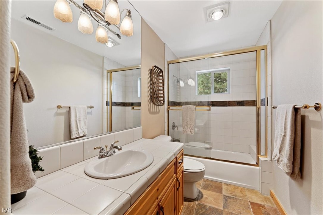 4 Calaneva 14 Property Photo 24