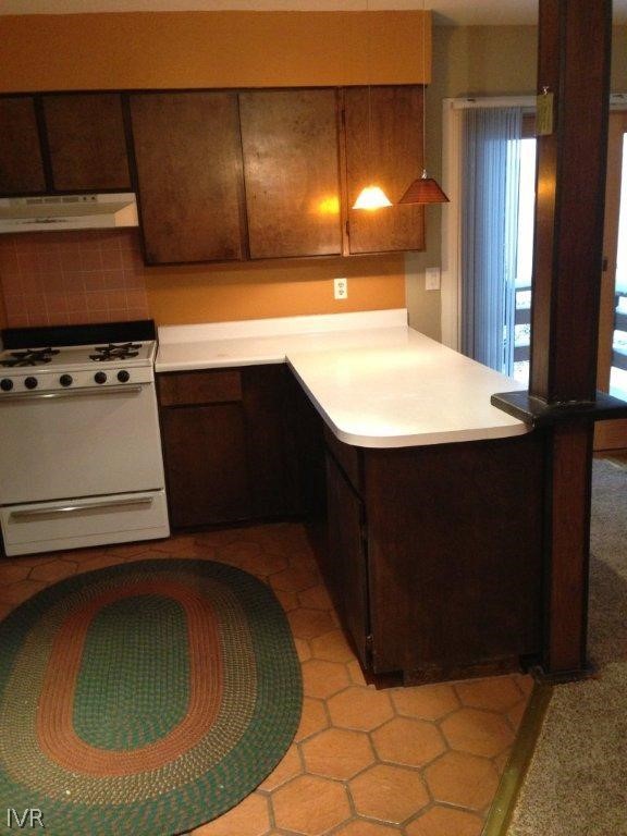 1340 Zurich Lane Property Photo 4