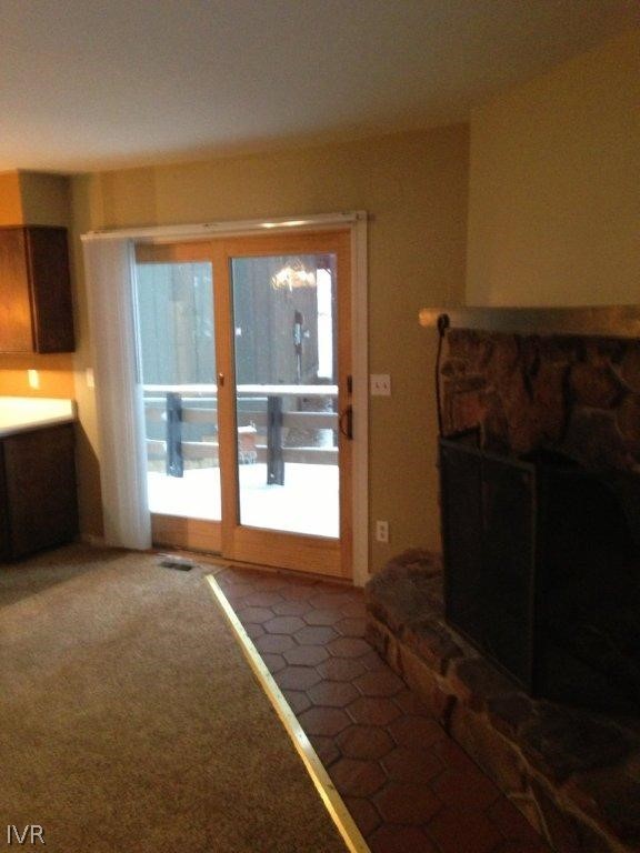 1340 Zurich Lane Property Photo 7