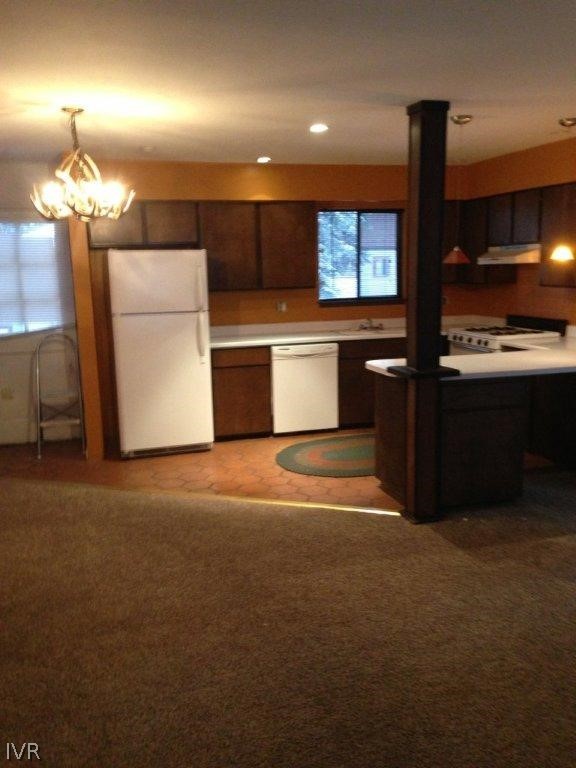 1340 Zurich Lane Property Photo 9