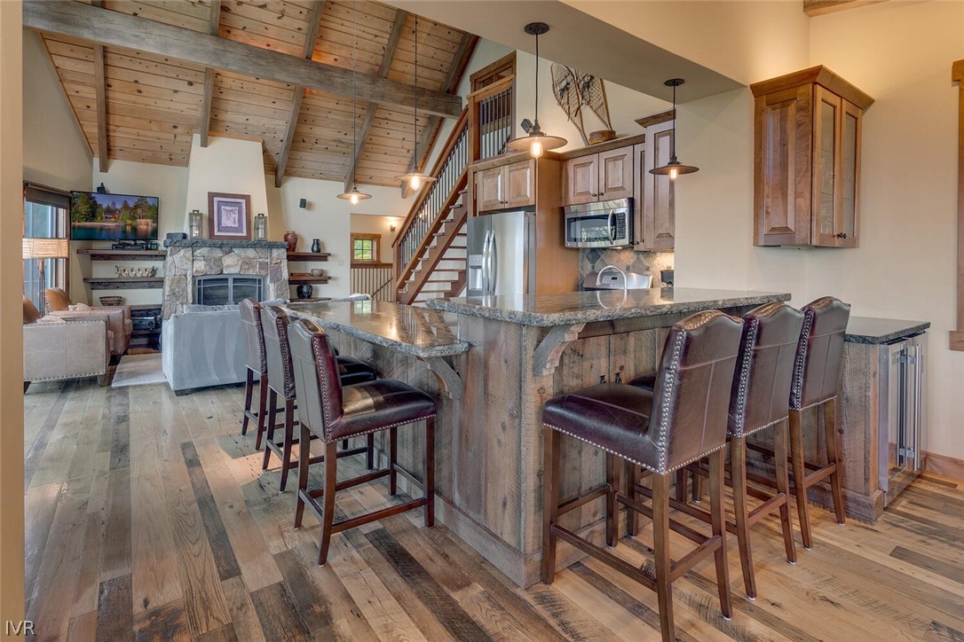 945 Skyline Drive Property Photo 10