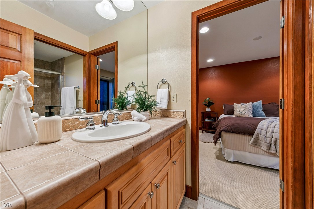 400 Fairview Boulevard 156 Property Photo 44
