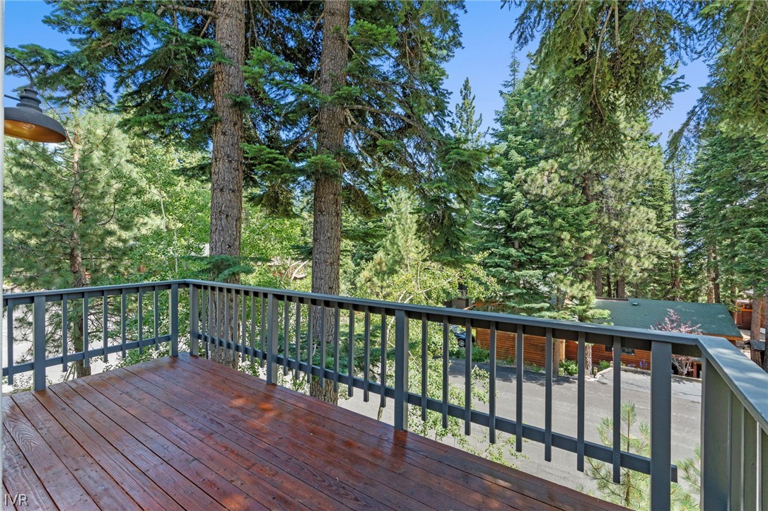 655 Saddlehorn Drive Property Photo 7