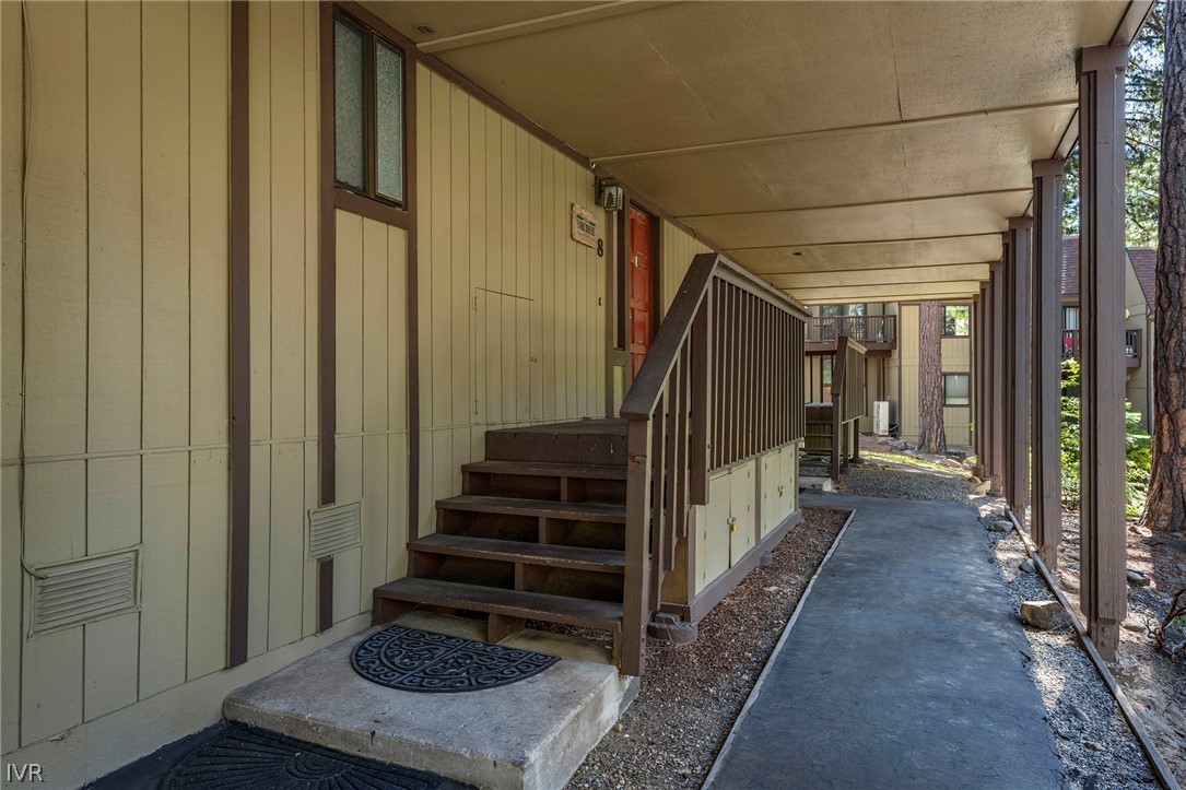 811 Southwood Boulevard 8 Property Photo 19