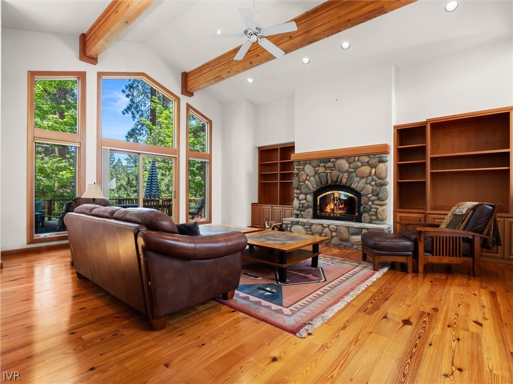 577 Silvertip Drive Property Photo 10