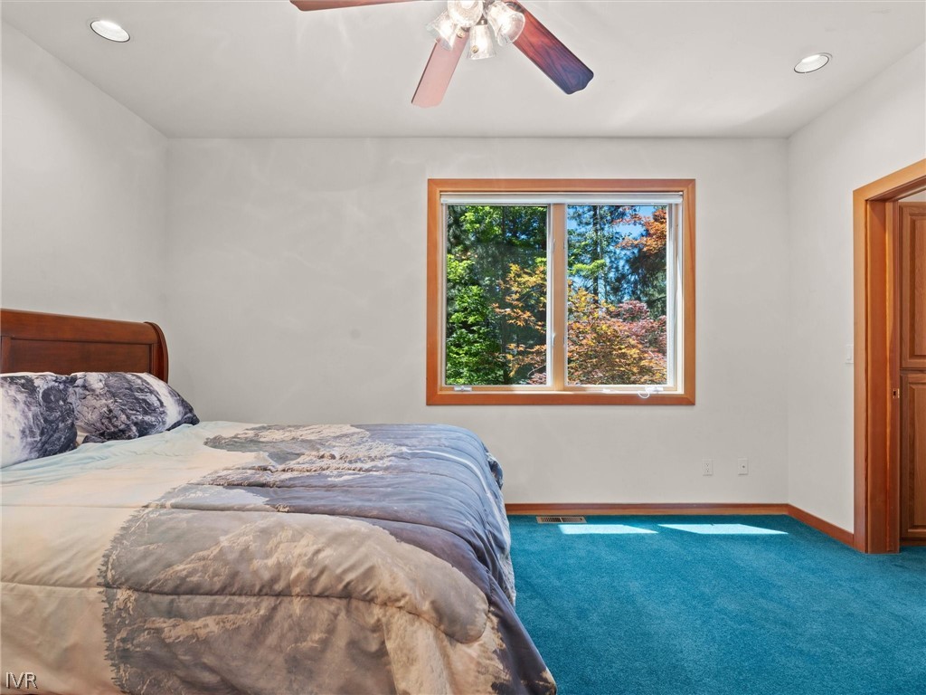 577 Silvertip Drive Property Photo 42