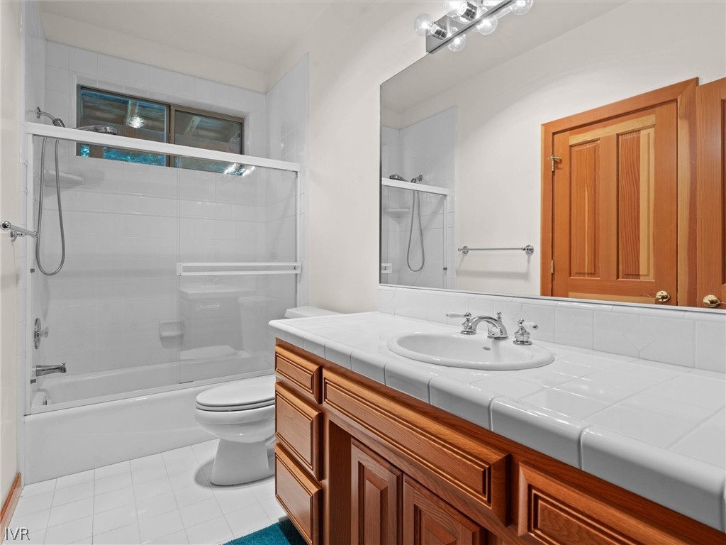 577 Silvertip Drive Property Photo 45
