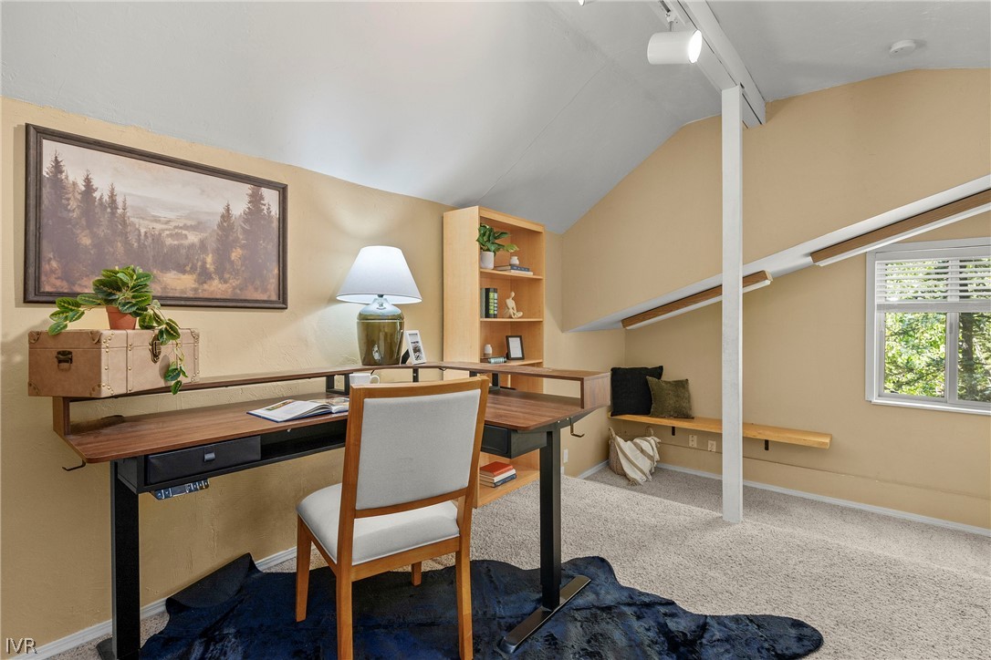 1008 Galaxy Way Property Photo 20