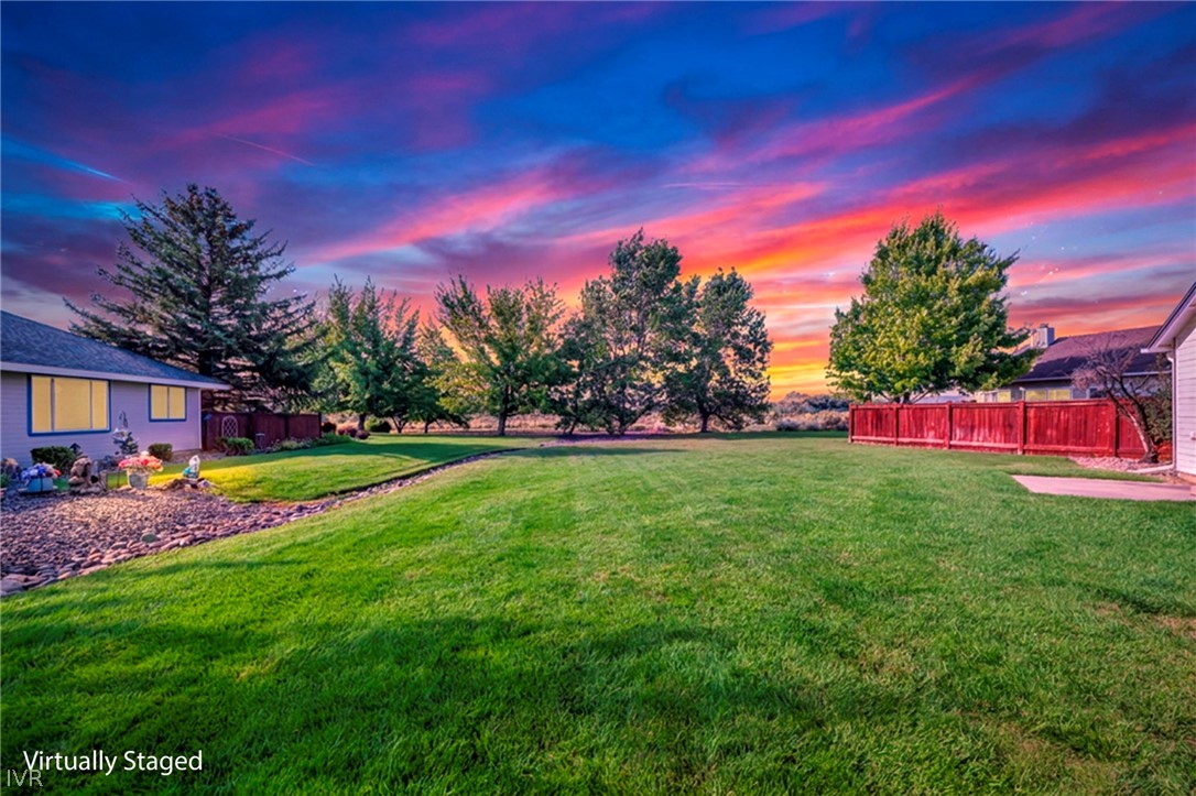 1784 Mahogany Circle Property Photo 3