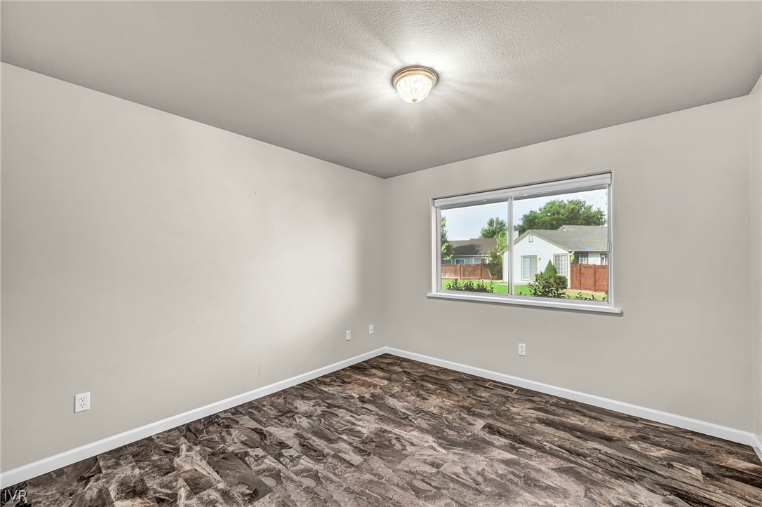 1784 Mahogany Circle Property Photo 34