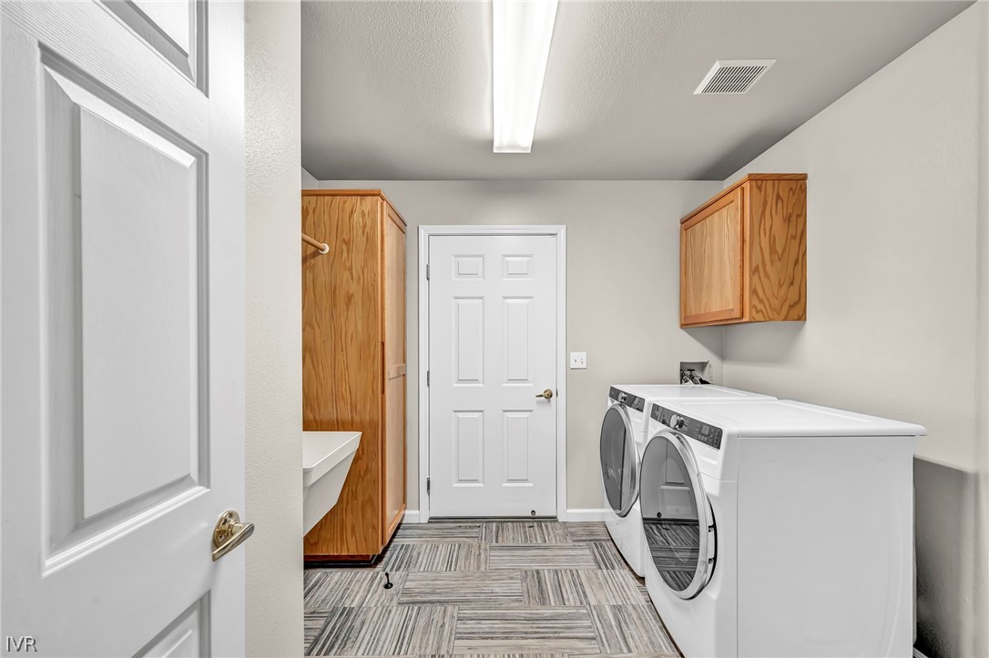 1784 Mahogany Circle Property Photo 43