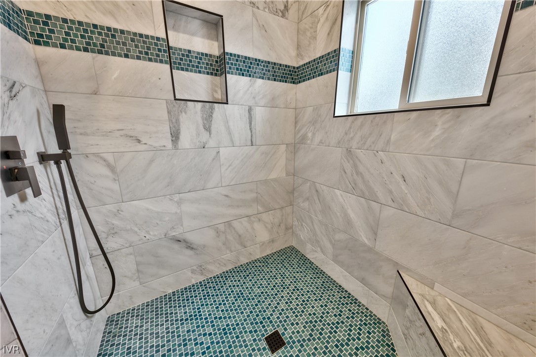 997 Dorcey Drive Property Photo 18