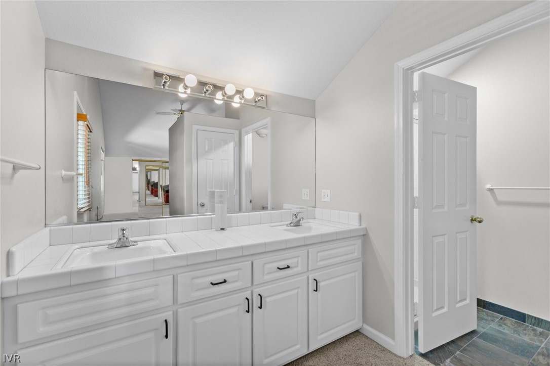 375 Alder Court Property Photo 14