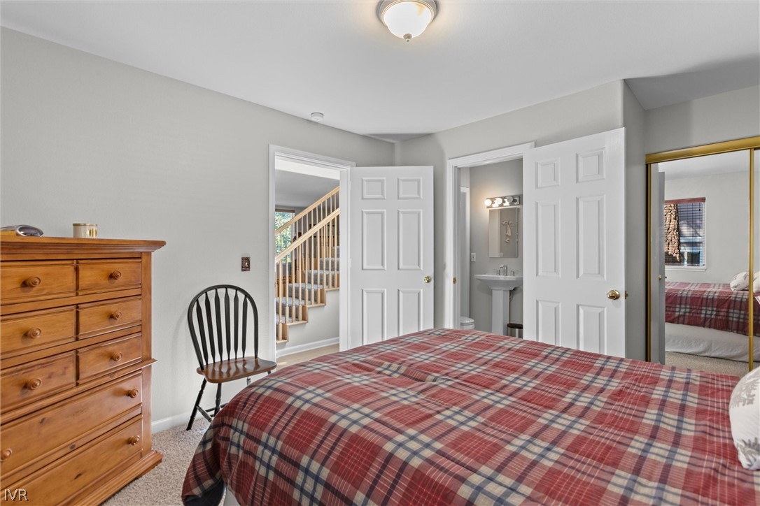 375 Alder Court Property Photo 16