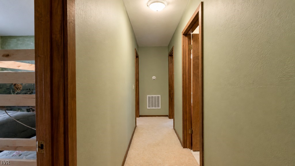 1050 Lucerne Way Property Photo 19